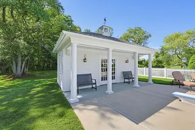 523 Old Westport Rd, Dartmouth, MA 02747 - Photo 12