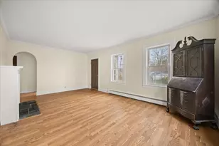 1553 Broadway, Raynham, MA 02767 - Photo 8