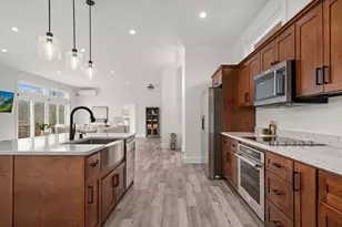 22 Woodbury St, Gloucester, MA 01930 - Photo 6