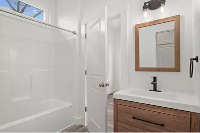 22 Woodbury St, Gloucester, MA 01930 - Photo 32