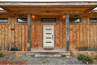 22 Woodbury St, Gloucester, MA 01930 - Photo 2