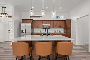 22 Woodbury St, Gloucester, MA 01930 - Photo 8