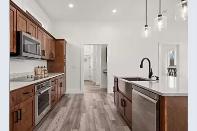 22 Woodbury St, Gloucester, MA 01930 - Photo 10