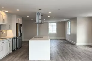 131 Cambridge St, Burlington, MA 01803 - Photo 2