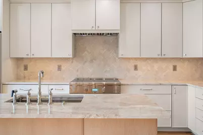 34 Vinton Street #FL3, Boston, MA 02127 - Photo 8