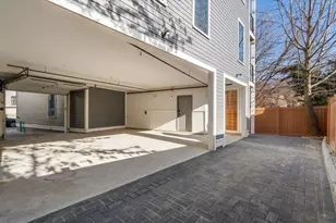 34 Vinton St, Boston, MA 02127 - Photo 16