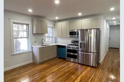 96 Walnut St #2, Brookline, MA 02445 - Photo 2
