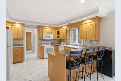 51 Colonial Ave, North Andover, MA 01845 - Photo 10