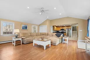 14 Meade Rd, North Reading, MA 01864 - Photo 10