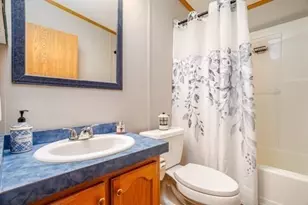 556 Central St, Leominster, MA 01453 - Photo 24