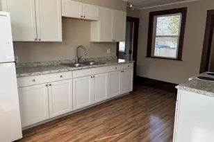 478 High St, Clinton, MA 01510 - Photo 2