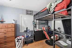 18 E Cleveland St, Greenfield, MA 01301 - Photo 16