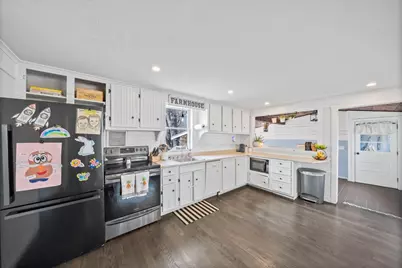 27 Churchill Ave, Whitman, MA 02382 - Photo 6