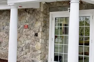 7 Augustus Ct, Reading, MA 01867 - Photo 8