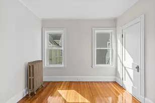 7 Speedwell St, Boston, MA 02122 - Photo 14