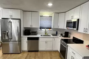 314 E 8th St, Boston, MA 02127 - Photo 1