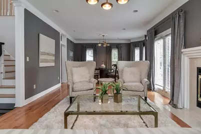 106 Danforth St, Framingham, MA 01701 - Photo 4