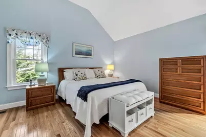 219 Pheasant Hill Cir, Barnstable, MA 02635 - Photo 10