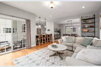 8 Gates Ln #A, Wakefield, MA 01880 - Photo 4