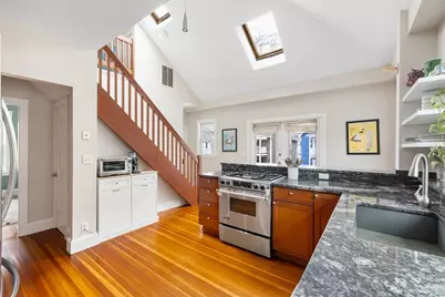 15 Lafayette St. #2, Arlington, MA 02474 - Photo 4