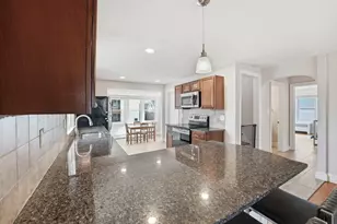 38 White St, Chicopee, MA 01013 - Photo 8