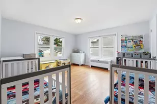 38 White St, Chicopee, MA 01013 - Photo 18