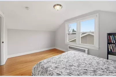 38 White St, Chicopee, MA 01013 - Photo 32