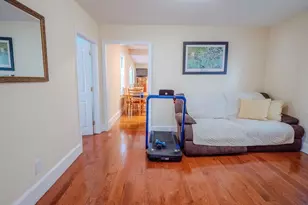 2 Hillside Ave, Somerville, MA 02145 - Photo 12