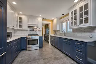 14 McIntosh Dr, Amherst, MA 01002 - Photo 6