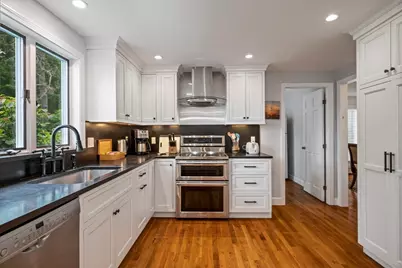 26 Forest Avenue Ext, Swampscott, MA 01907 - Photo 8