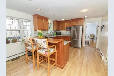 6 Barry Drive, Framingham, MA 01702 - Photo 8