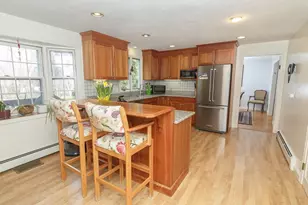 6 Barry Dr, Framingham, MA 01702 - Photo 8