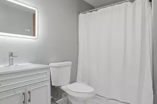 77 Locust St, Holyoke, MA 01040 - Photo 28