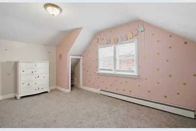 77 Locust Street, Holyoke, MA 01040 - Photo 24