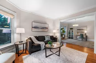 36 Chester St, Melrose, MA 02176 - Photo 8