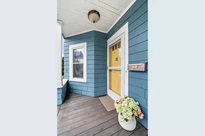 36 Chester St, Melrose, MA 02176 - Photo 2