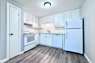 2 Old Colony Ln, Arlington, MA 02476 - Photo 1