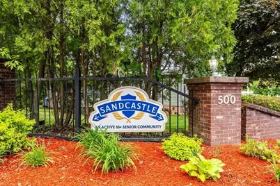 27 Castle Rd #153, Attleboro, MA 02703 - Photo 2