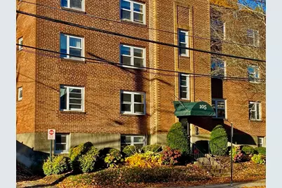 105 Chestnut St #2, Brookline, MA 02455 - Photo 1