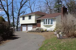 23 Karen Dr, Ludlow, MA 01056 - Photo 4