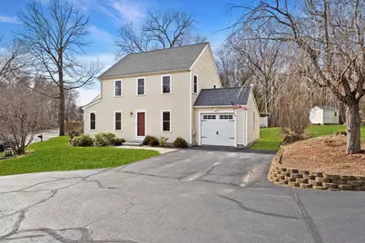 18 Blueberry Lane, Hudson, MA 01749 - Photo 2