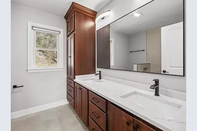 165 Hartford, Natick, MA 01760 - Photo 16