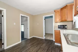 97 Mechanic St, Westfield, MA 01085 - Photo 10