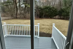 713 Holyoke Rd, Westfield, MA 01085 - Photo 6