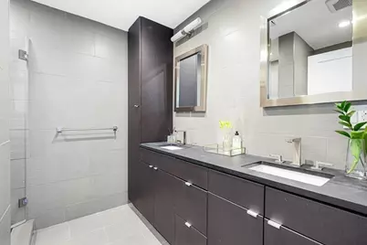 309 E St #22, Boston, MA 02127 - Photo 10