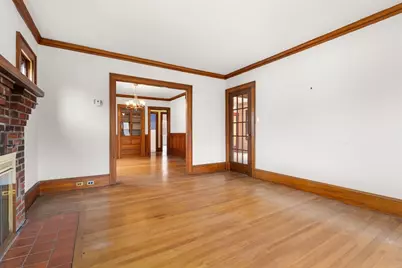 27-28 Seagrave Rd, Cambridge, MA 02140 - Photo 18