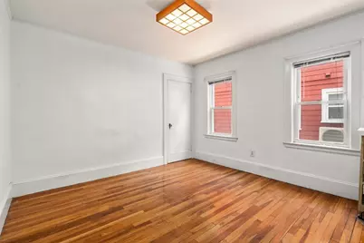 27-28 Seagrave Rd, Cambridge, MA 02140 - Photo 10