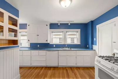 27-28 Seagrave Rd, Cambridge, MA 02140 - Photo 26