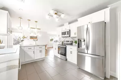 68 Highland Ave, Watertown, MA 02472 - Photo 6