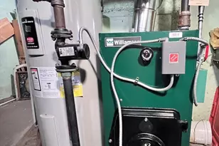 44 Hillview Ave, Holbrook,  02343 - Photo 40